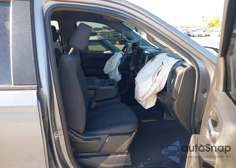 2020 Chevrolet Silverado 1500 4Wd Short Bed Custom/4Wd Standard Bed Custom from USA, damaged, VIN 1GCUYBEF1LZ201263